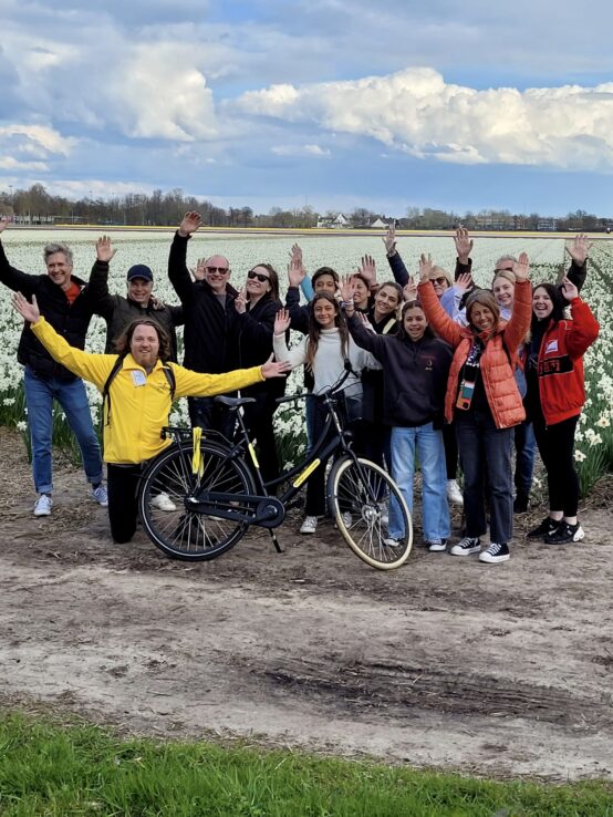 bike tour group, Lisse, tulip bicycle tour